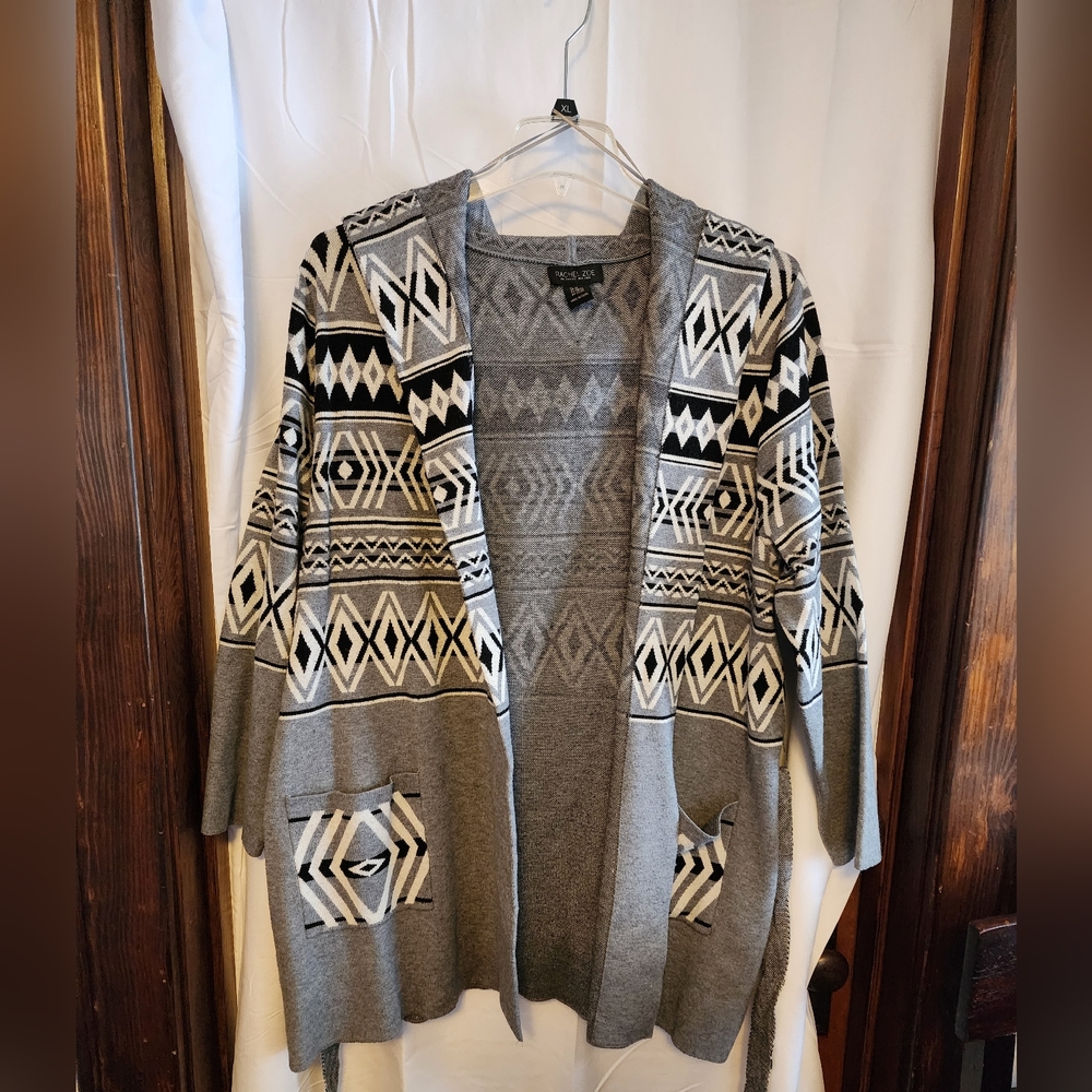 Rachel Zoe plus size 2x belted sweater jacket with hood white black gray